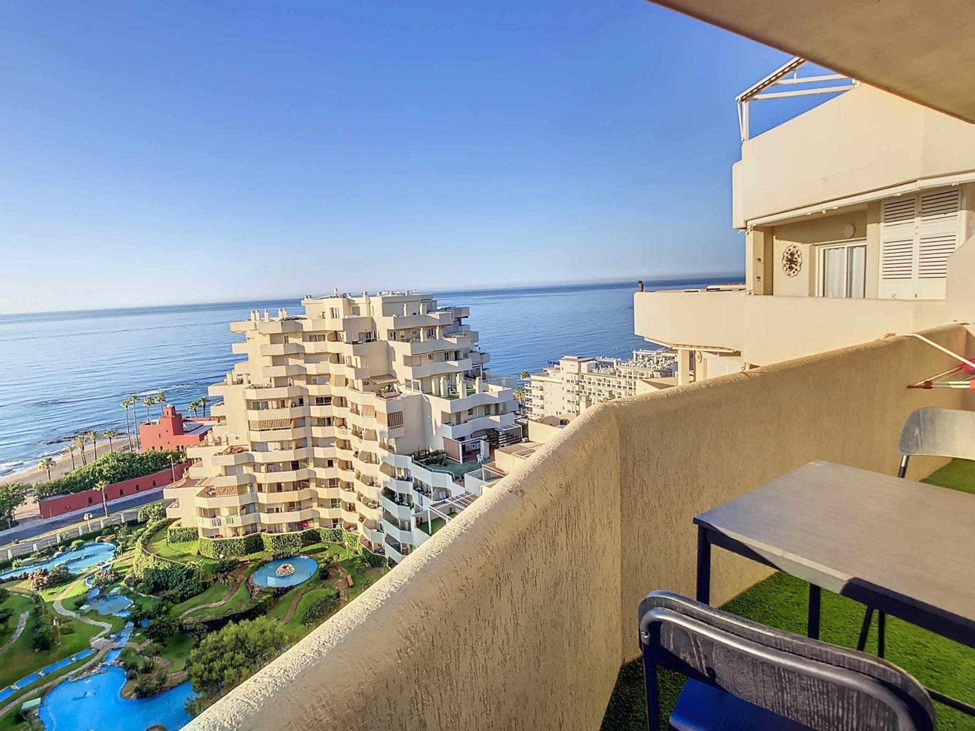 Benalbeach Apartamento Con Vistas Maravillosas مالقة المظهر الخارجي الصورة