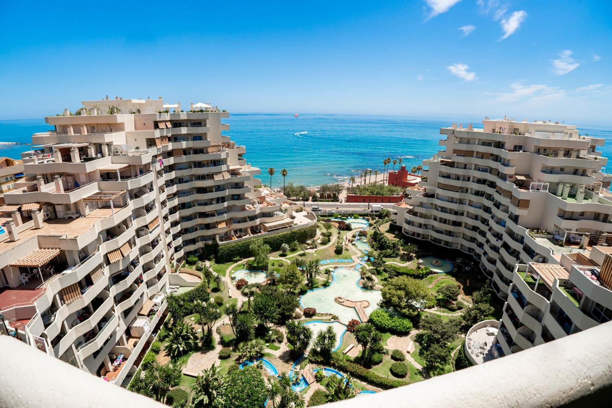 Benalbeach Apartamento Con Vistas Maravillosas مالقة المظهر الخارجي الصورة